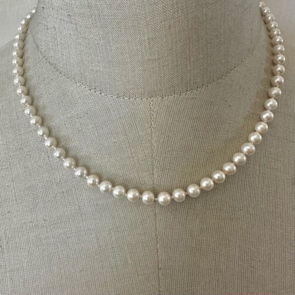 Faux pearl vintage necklace gold filled clasp - Picture 2 of 7